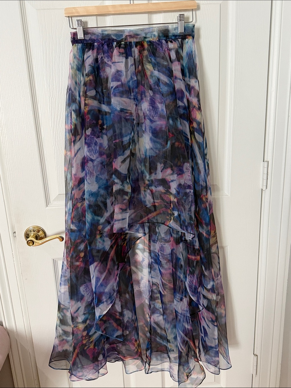 Bebe Floral Watercolor High-Low Chiffon Maxi Skirt - Blue/Purple size 2